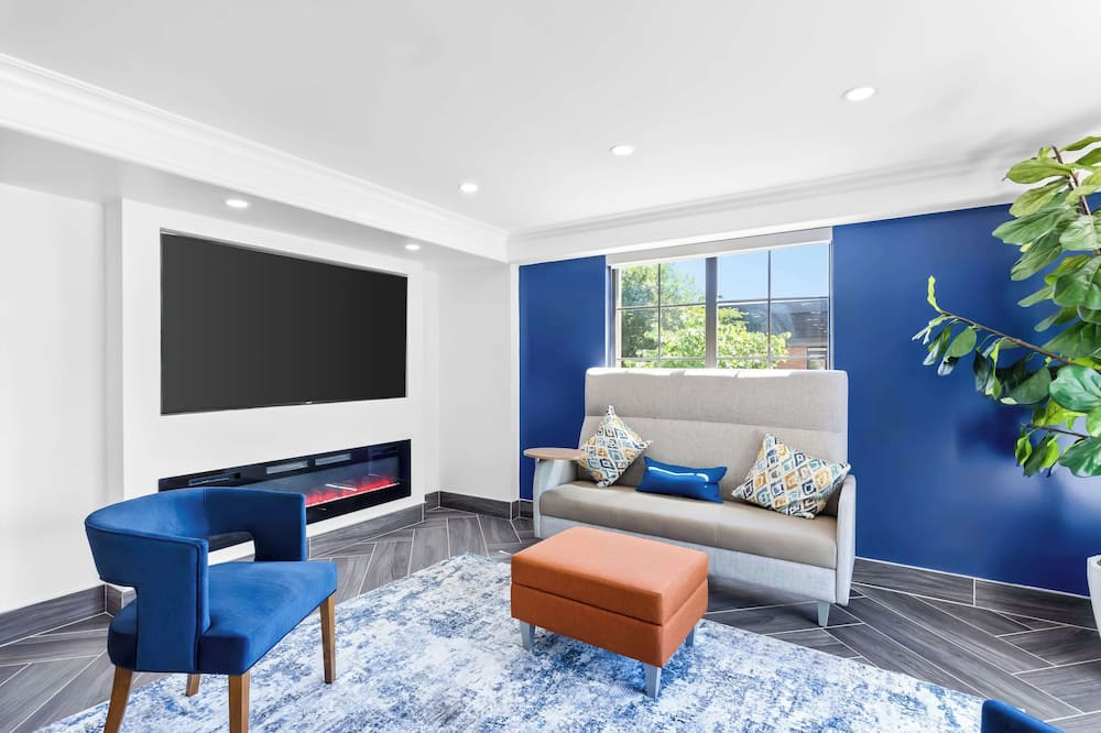 ベストウェスタンシャウムバーグ - O’Hare NW 写真