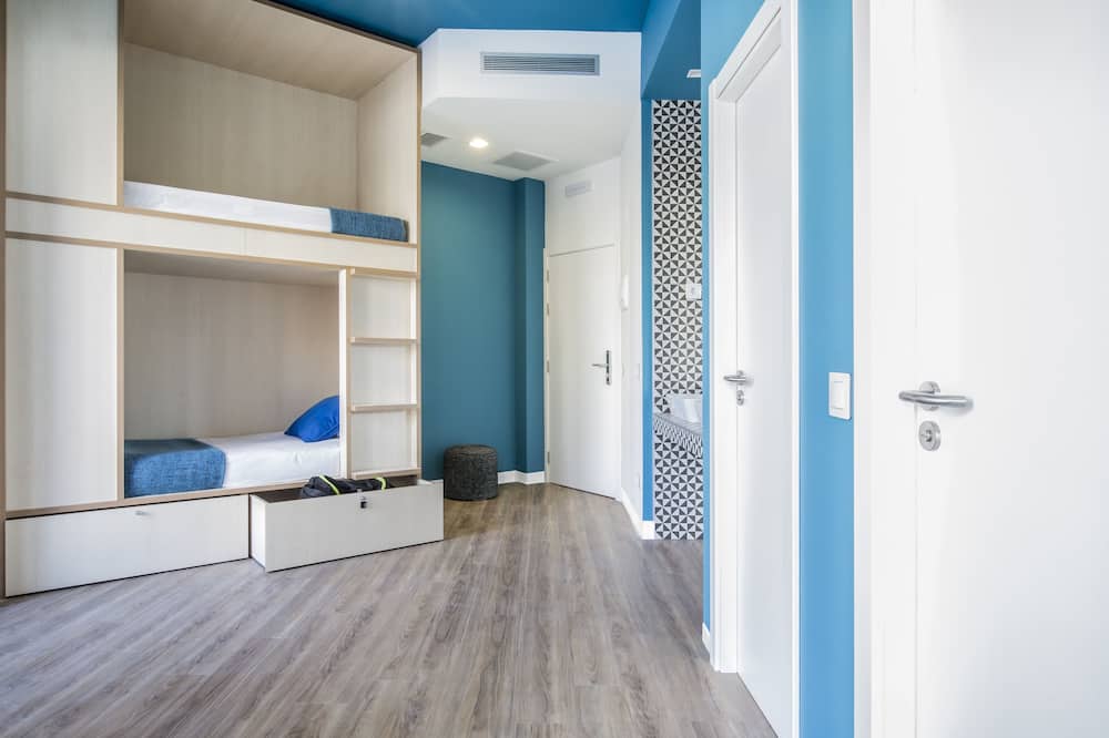 モラ ホステル 写真