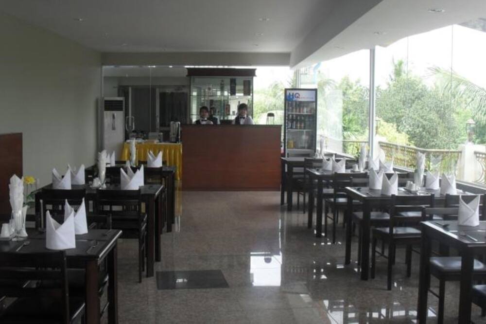 ヤンゴン エアポート ホテル 写真