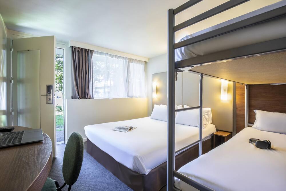 Campanile Fougeres Hotel 写真