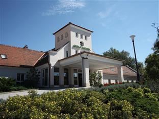 オールド レイク ゴルフ ホテル 写真