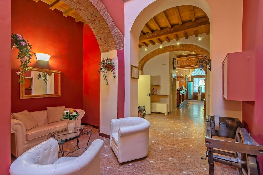 ホテル ポルタ ファエンツァ 写真