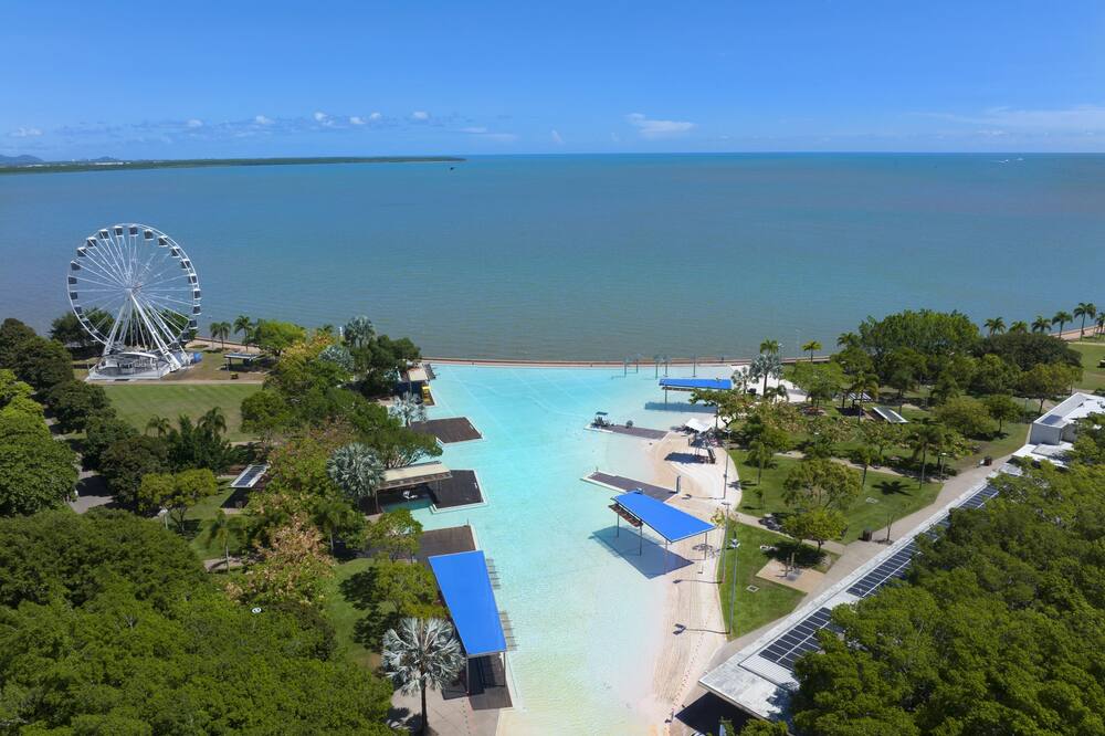 コアラ コート ホリデイ アパートメンツ 写真