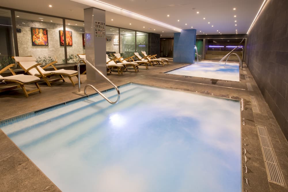 フォント ダルジャン カニーリョ 写真