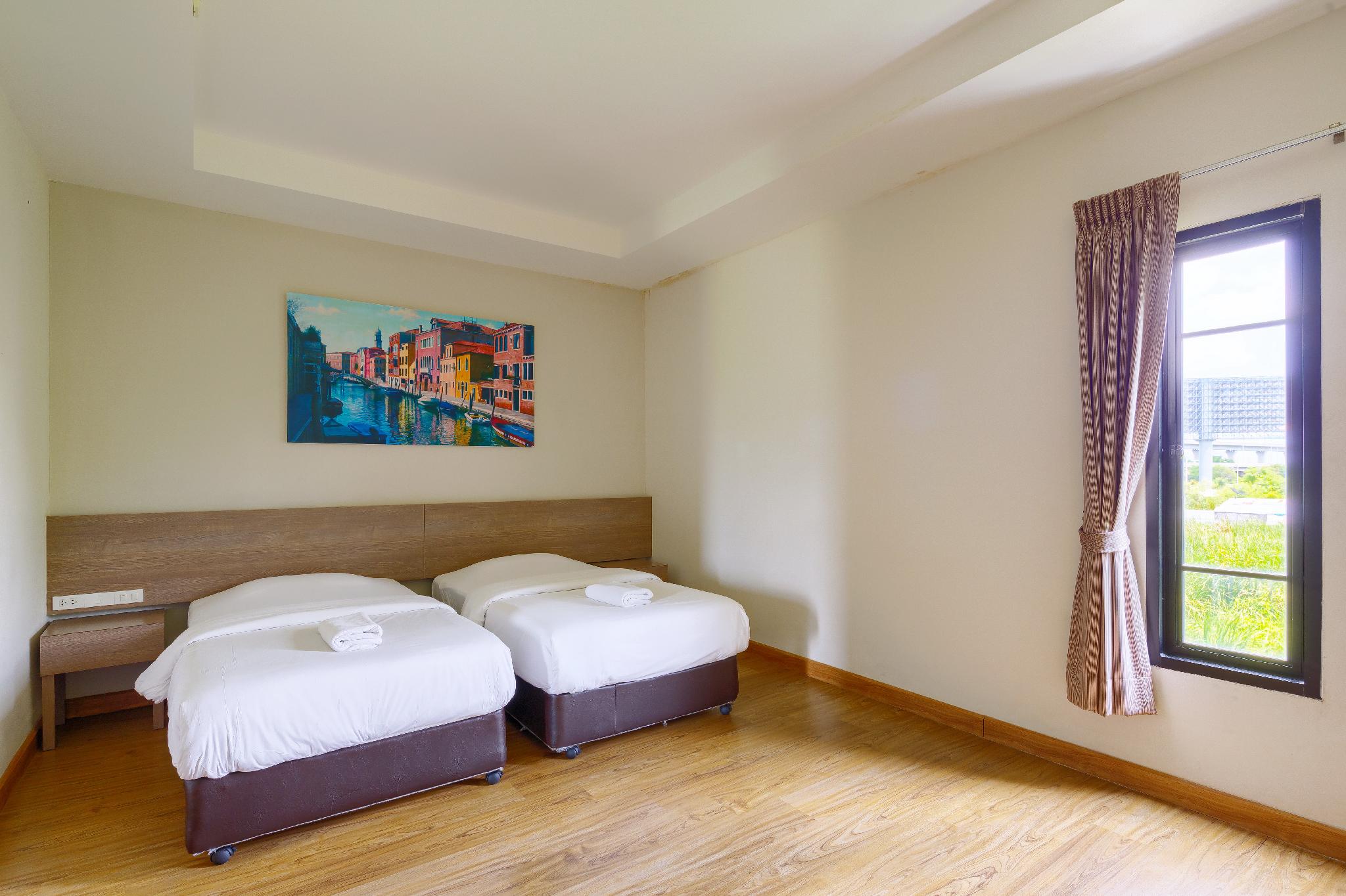 パニーニ レジデンス 写真