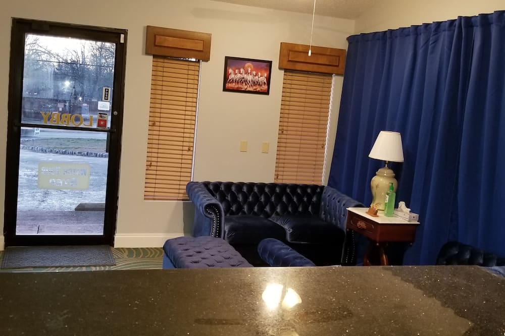 ザ パークウッド イン & スイーツ 写真