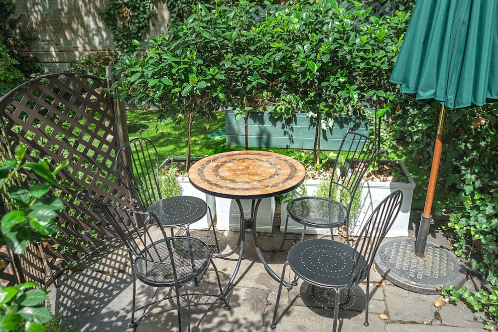 チェルシー パインズ イン 写真