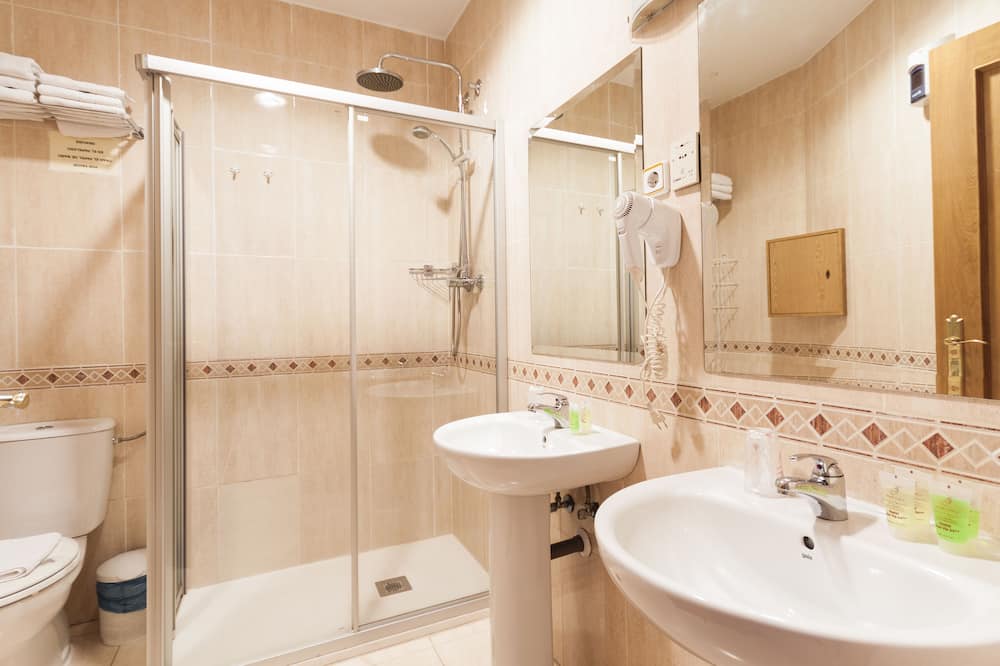 オスタル ホセフィナ 写真