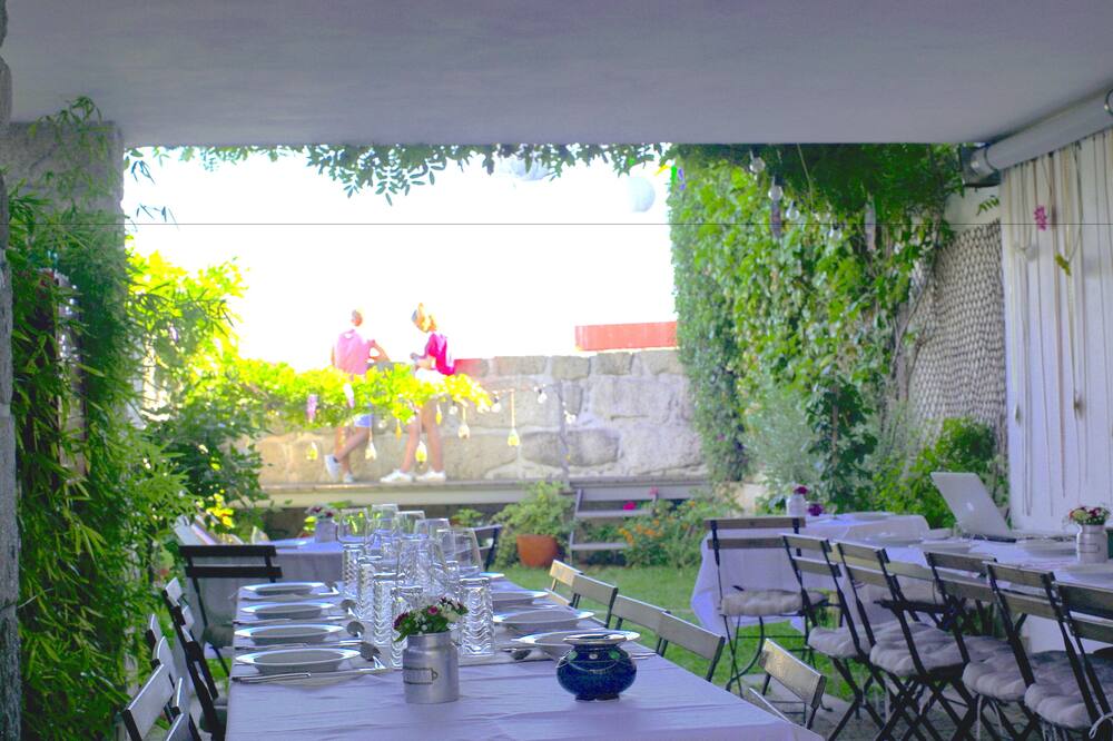 ALIBI by YoursPorto 写真