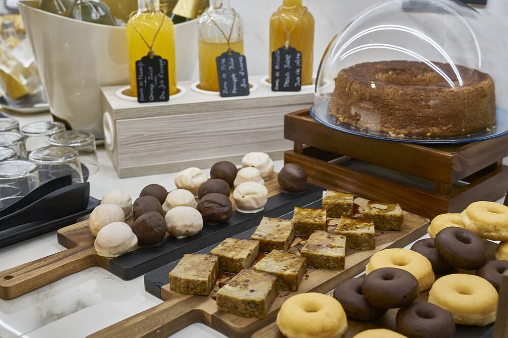 ホテル ヴィンチ ラリオス ディエス 写真