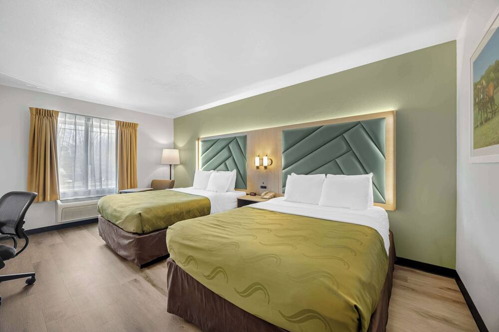 クオリティ イン アンド スイーツ モントレー、TN - クロスビル、TN 写真