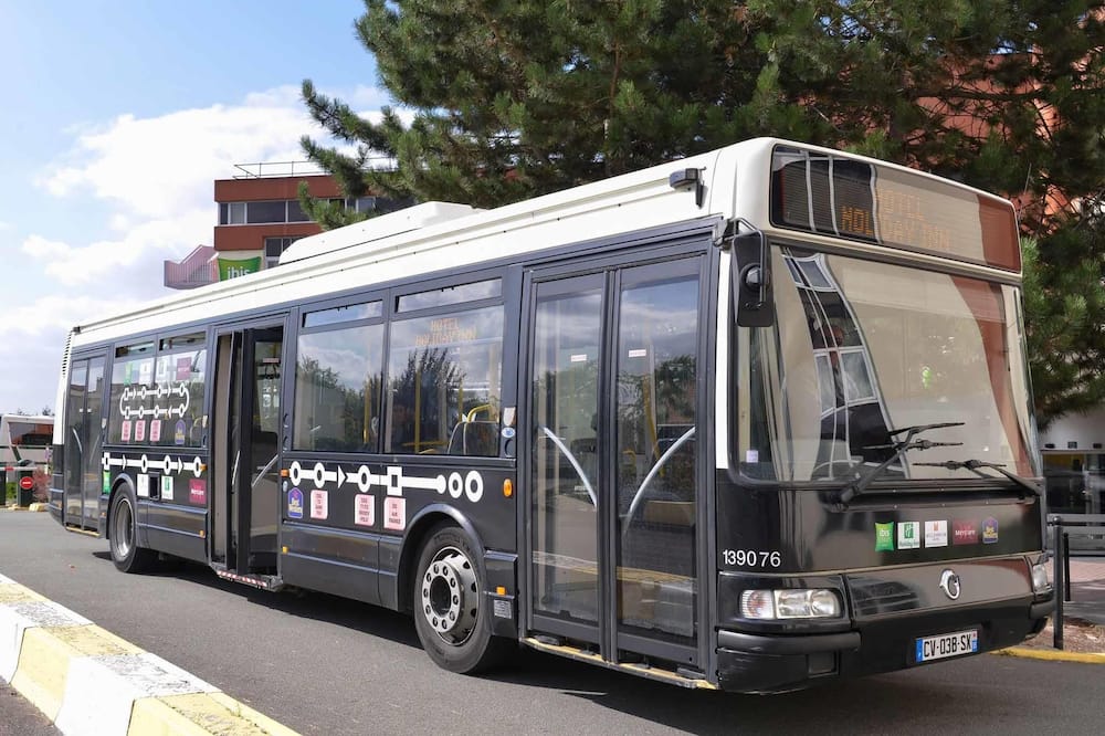 イビス スタイルズ パリ ロワシー CDG 写真