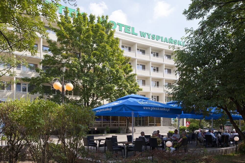 ホテル ヴィスピャンスキ 写真