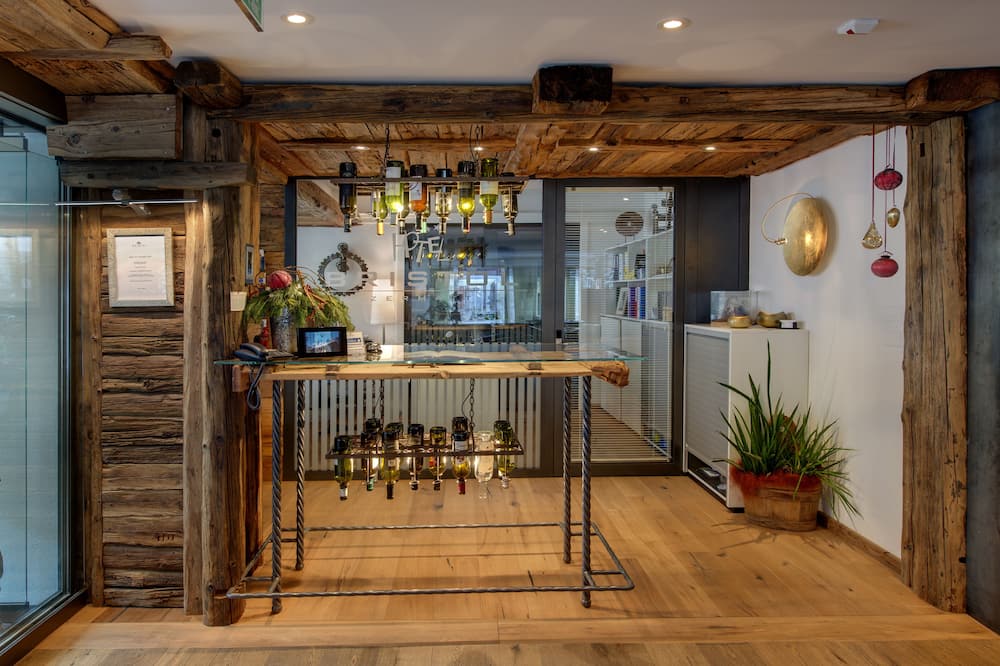 ブリストル ホテル 写真