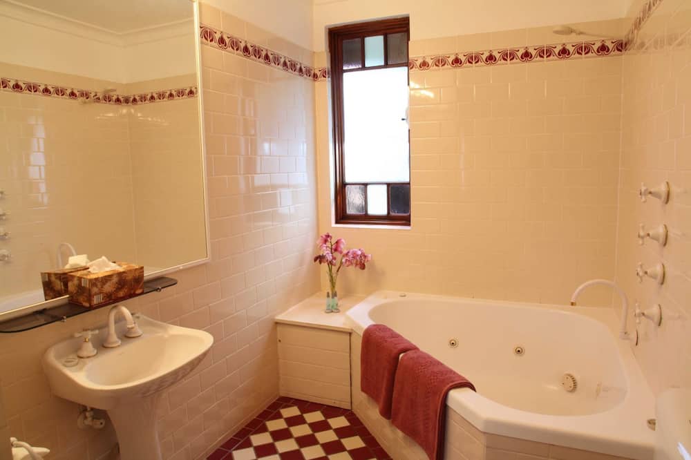 ザ 3 エクスプロラーズ モーテル 写真