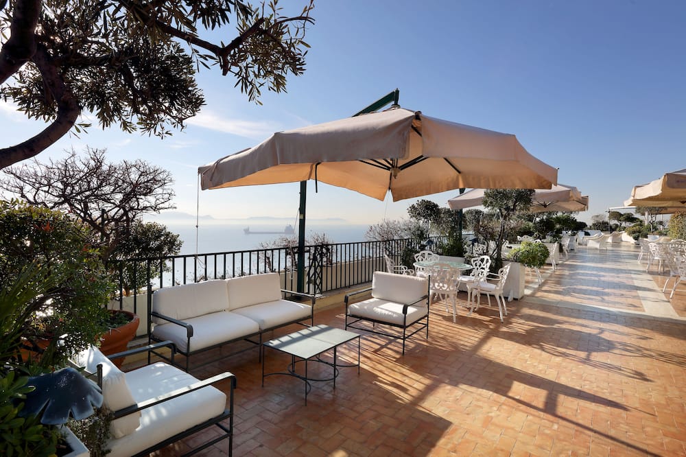 ユーロスターズ エクセルシオール ホテル 写真