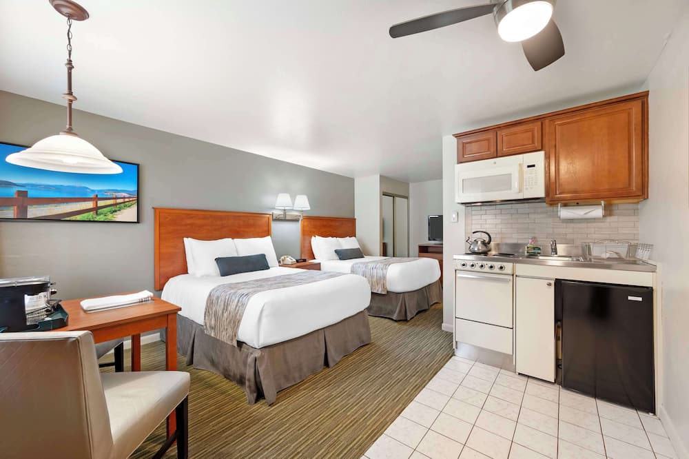 ベストウェスタン ターミガン ロッジ 写真