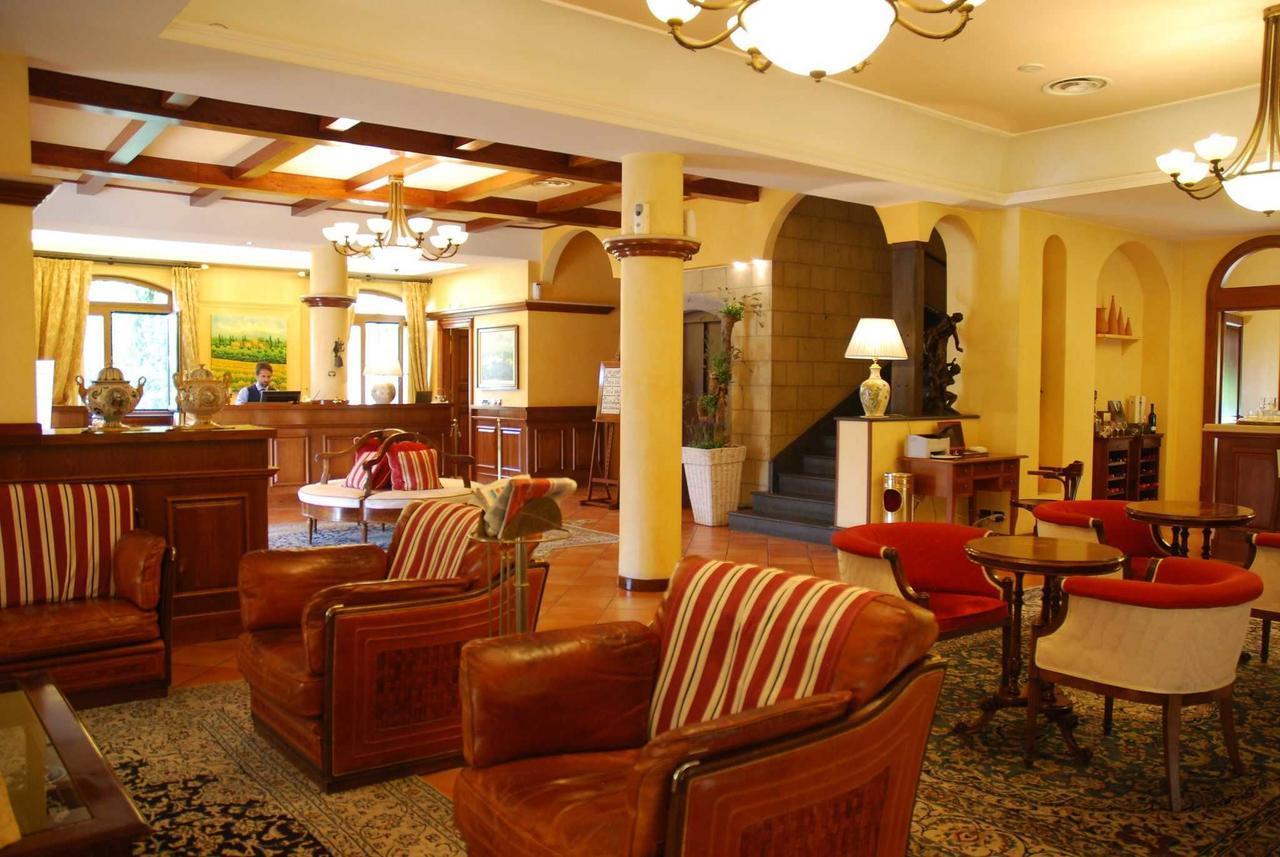 Four Points Flex by Sheraton Naples Marigliano 写真