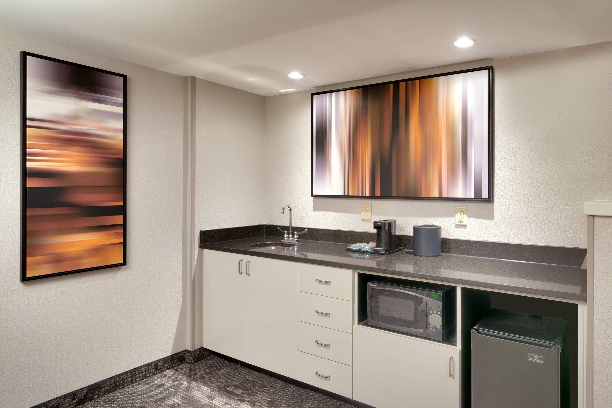 Courtyard by Marriott Charlotte Airport LoSo 写真