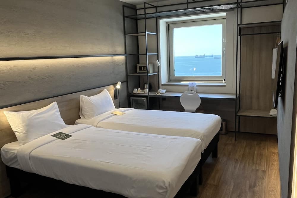 イビス イスタンブル ゼイティンブルヌ 写真