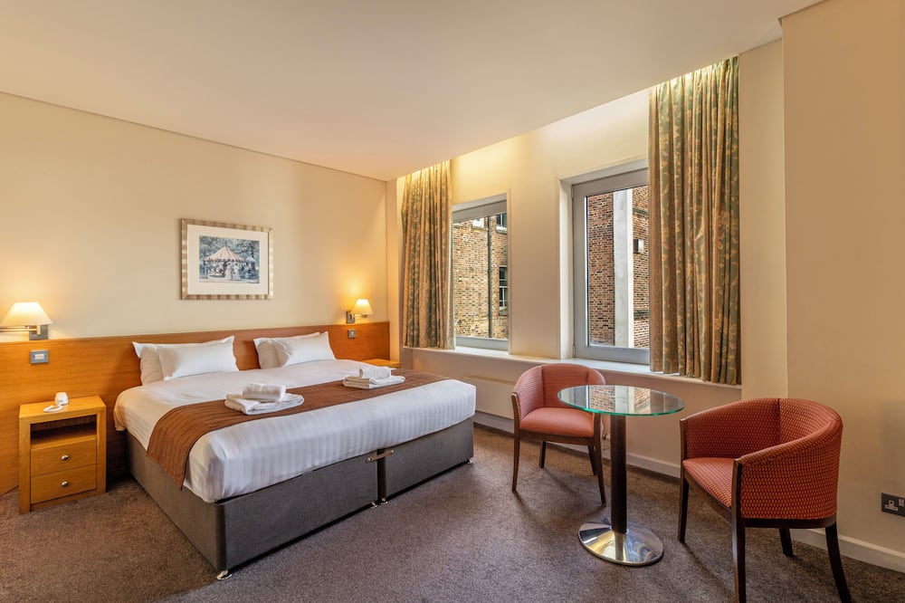 ザ キャベンディッシュ ホテル イーストボーン 写真