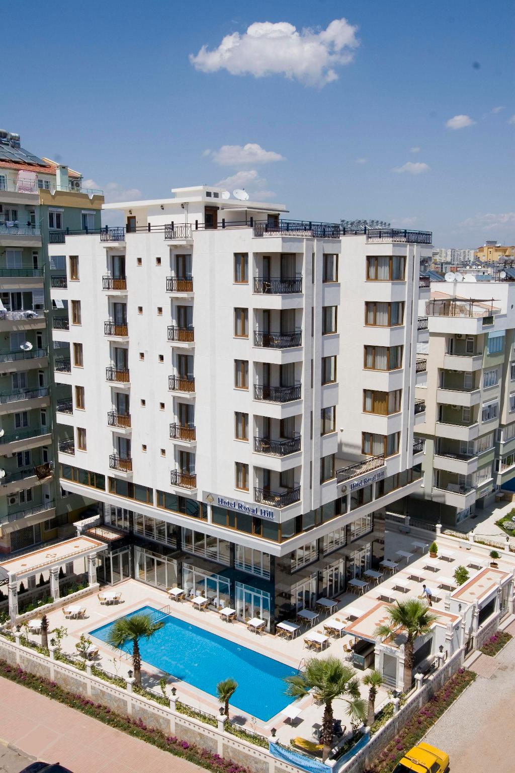 ホテル ロイヤル ヒル 写真