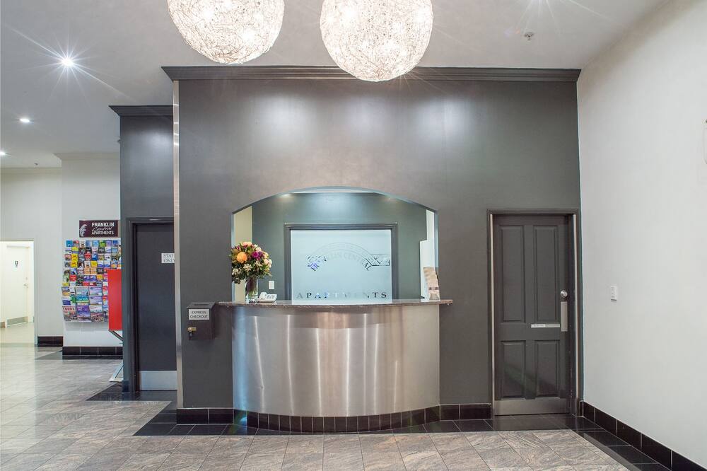 Franklin Apartments 写真