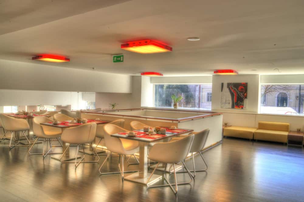 ホテル ジェロニモス 8 写真