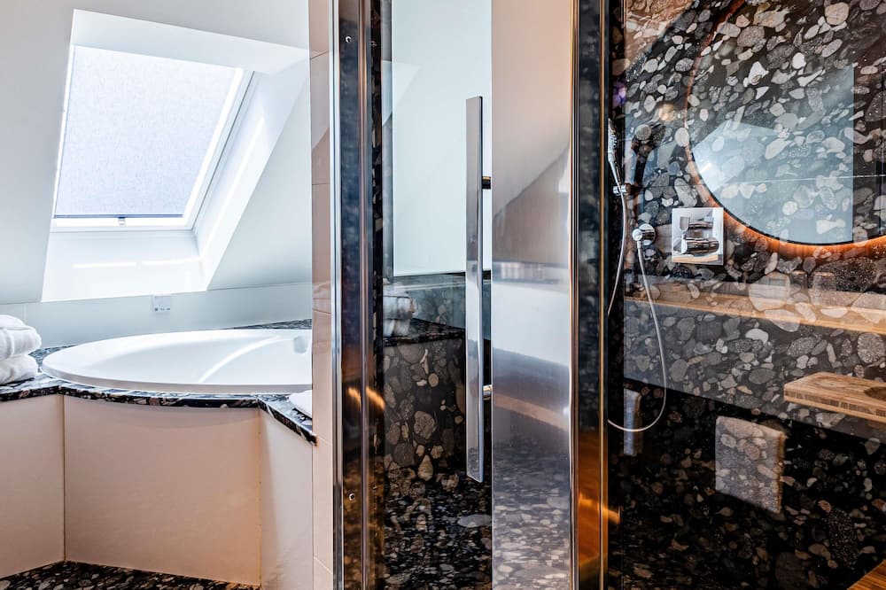 グラン オテル ラ クロッシュ ディジョン エムギャラリー コレクション 写真