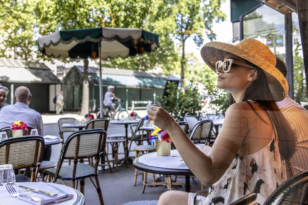 ホテル マドレーヌ オスマン 写真