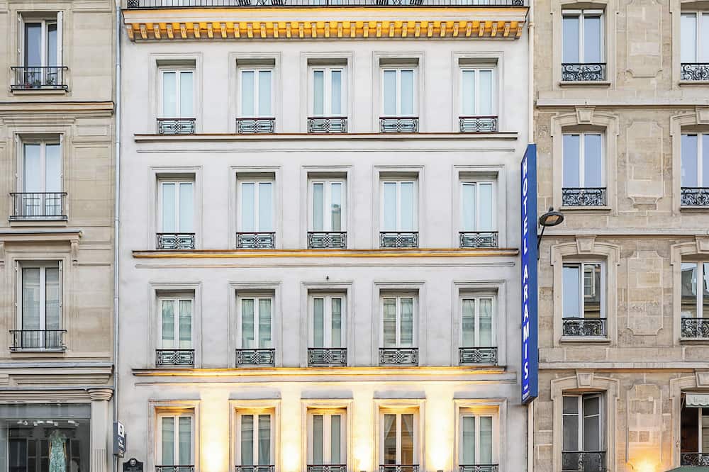 ベストウェスタン アラミス サンジェルマン 写真