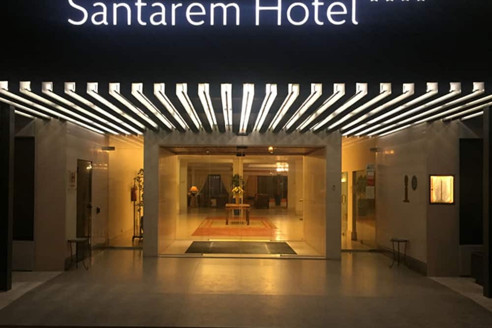 Santarem Hotel 写真