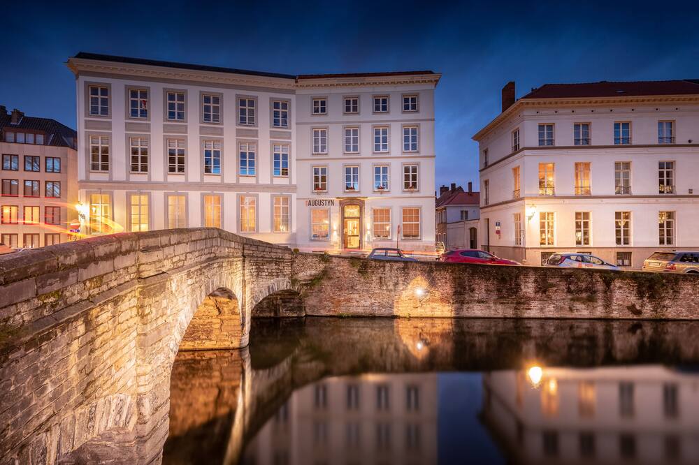 ホテル オーガステン 写真