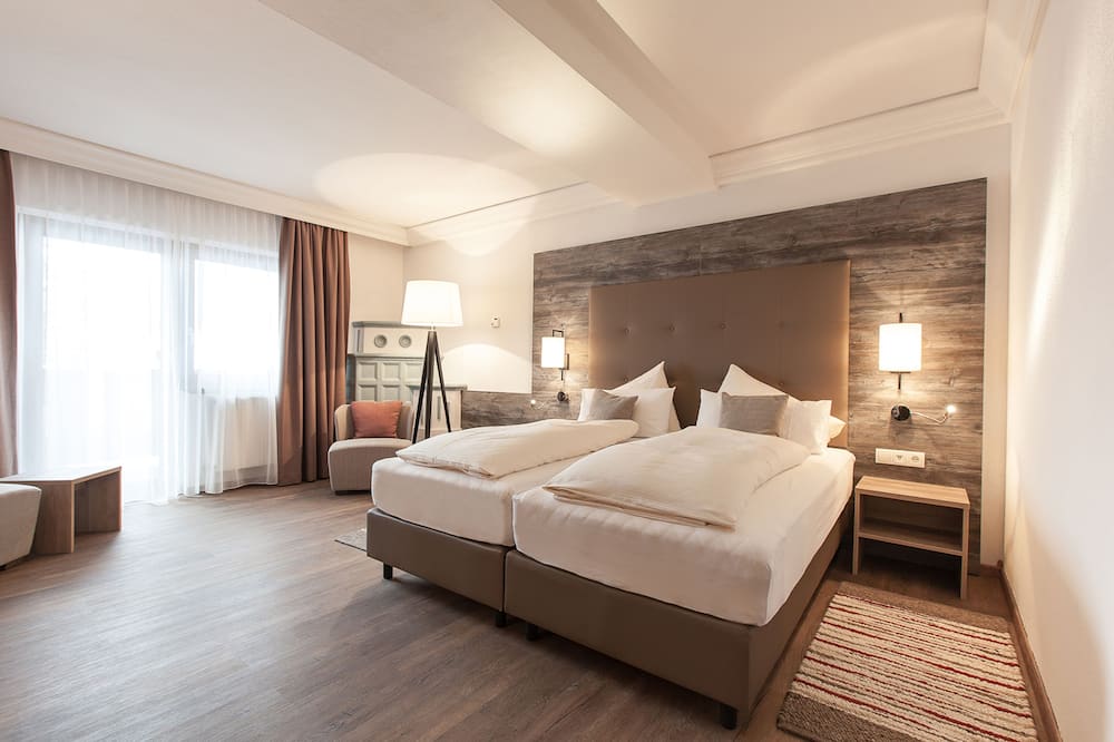 アルペンホテル チレルホフ 写真