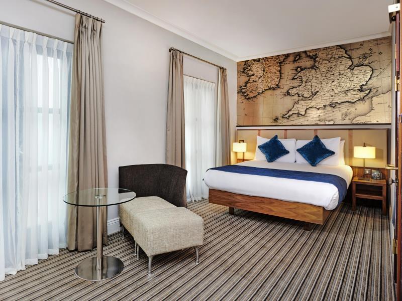 ダブルツリー バイ ヒルトン ロンドン ドックランズ リバーサイド 写真