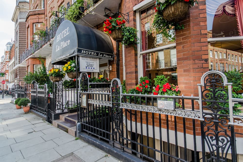 ホテル ラ プレイス 写真