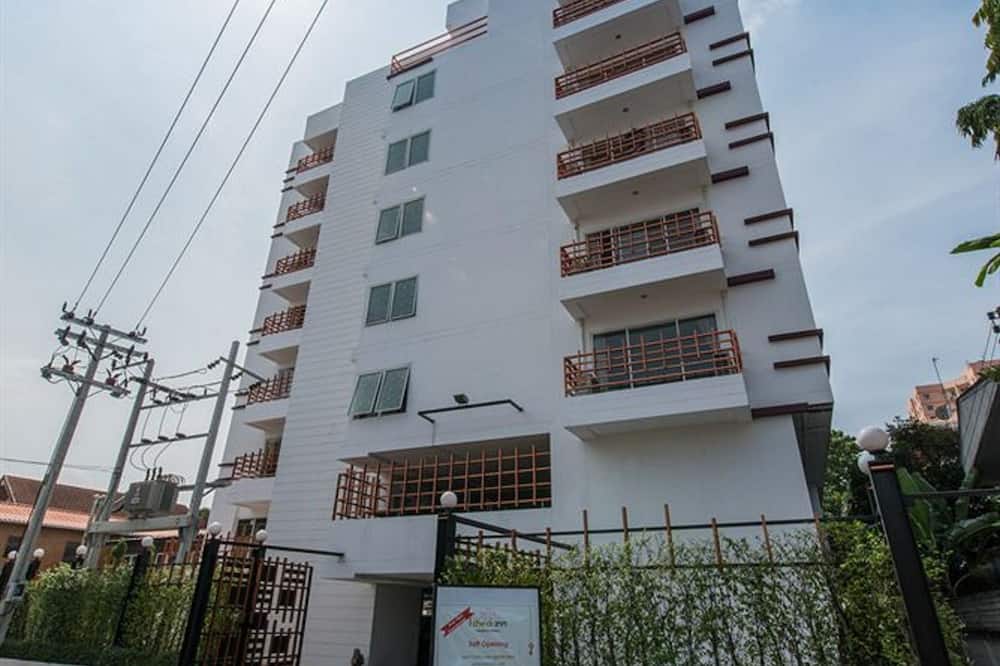 アイチェック イン レジデンス サトーン 写真