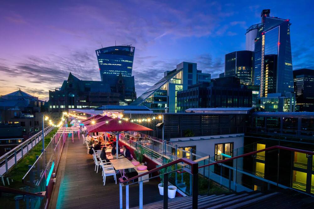 ダブルツリー バイ ヒルトン ロンドン タワー オブ ロンドン 写真