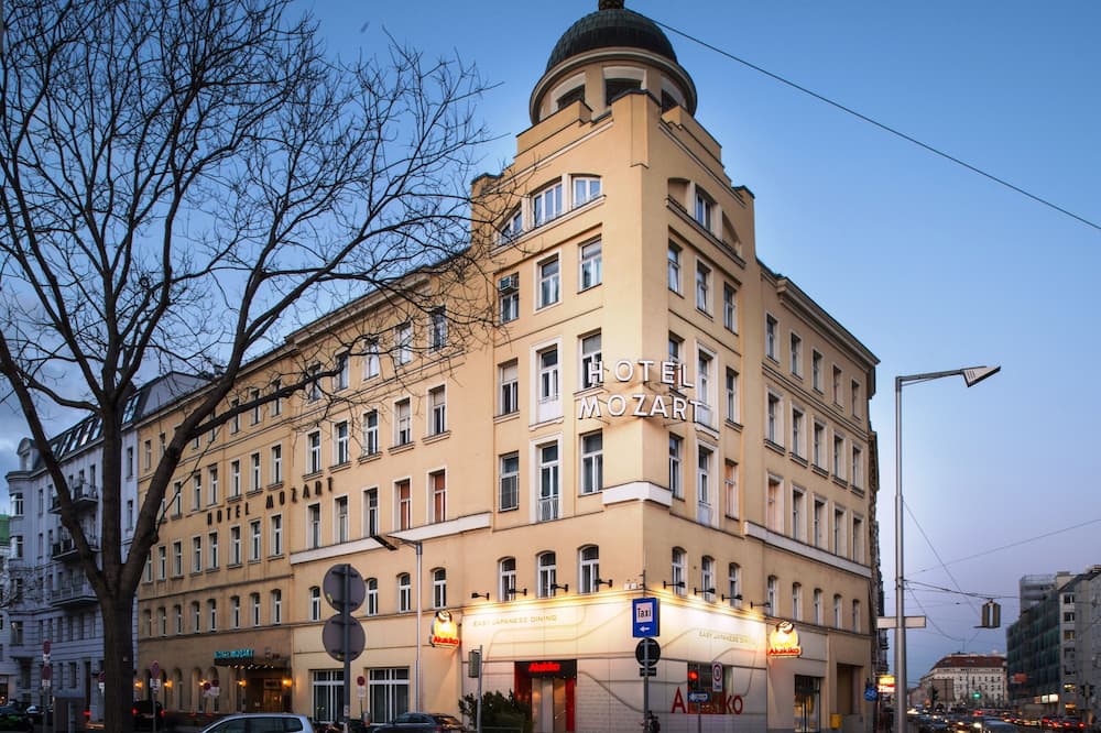 ホテル モーツァルト 写真