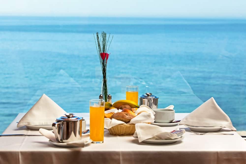 Carcavelos Beach Hotel 写真