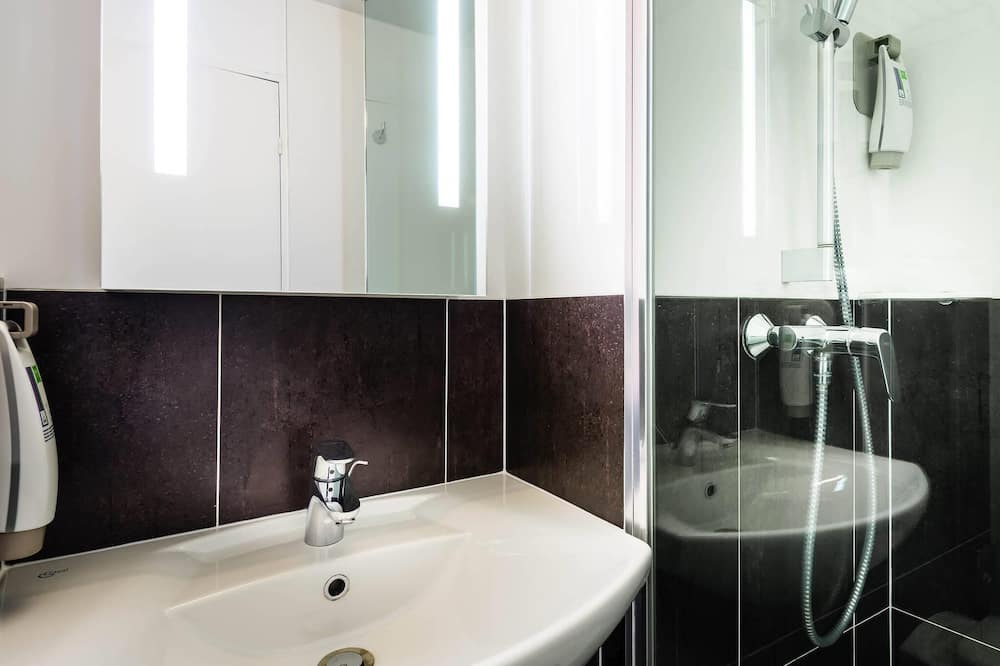 イビス スタイルズ ランス セントル ホテル 写真