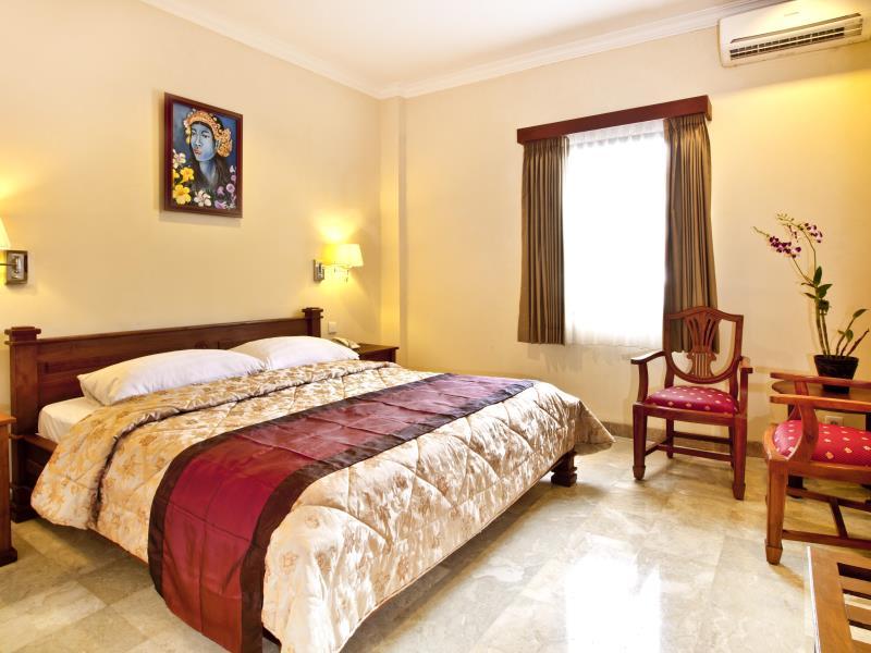 ホテル クマラ パンタイ 写真