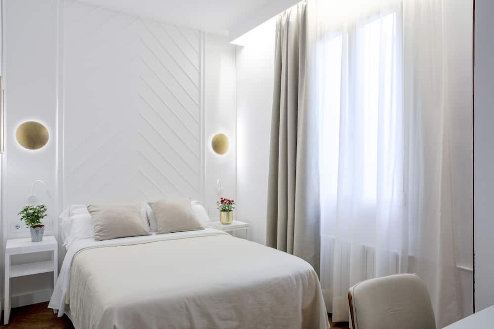 ガウディ ホテル 写真