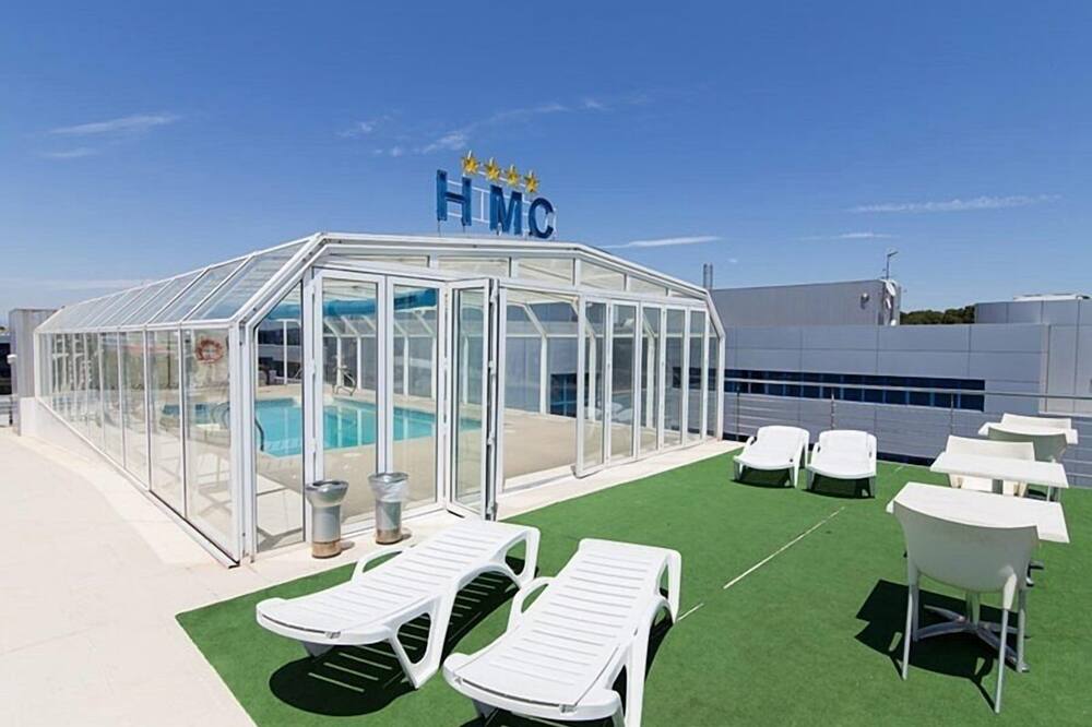 ホテル マス カマレナ 写真