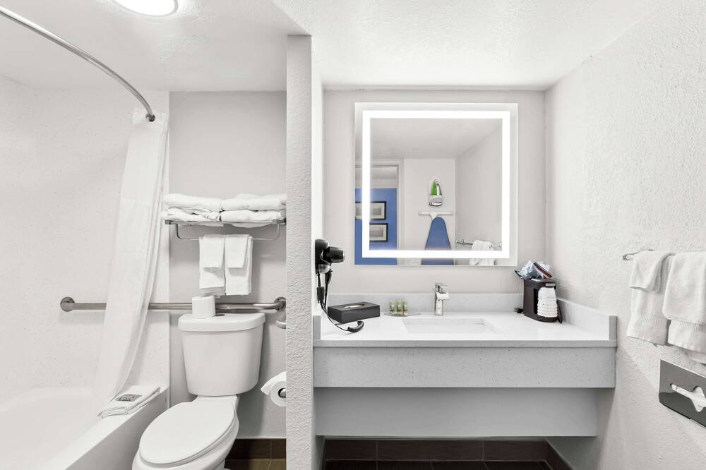 ベストウェスタンシャウムバーグ - O’Hare NW 写真