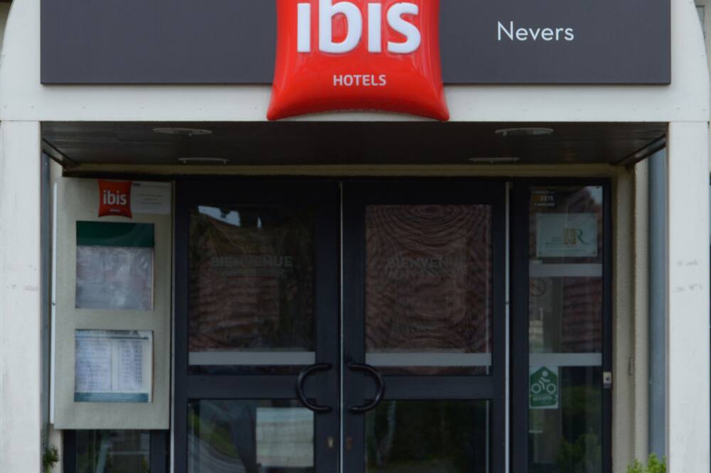 ibis Nevers 写真