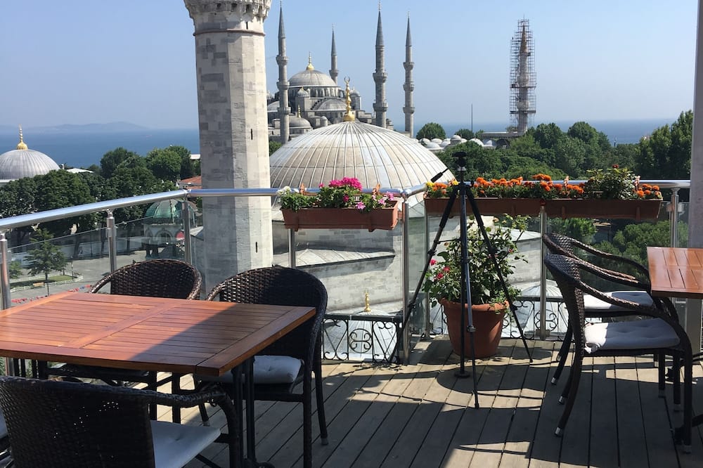 ラピス イン ホテル & スパ 写真