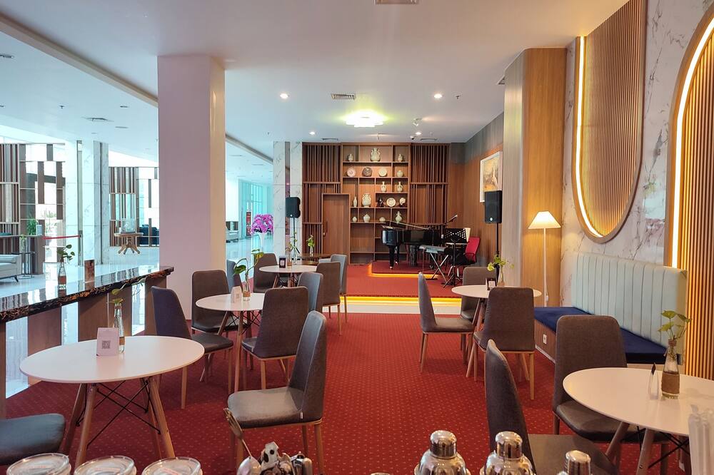 UNHASホテル＆コンベンション 写真