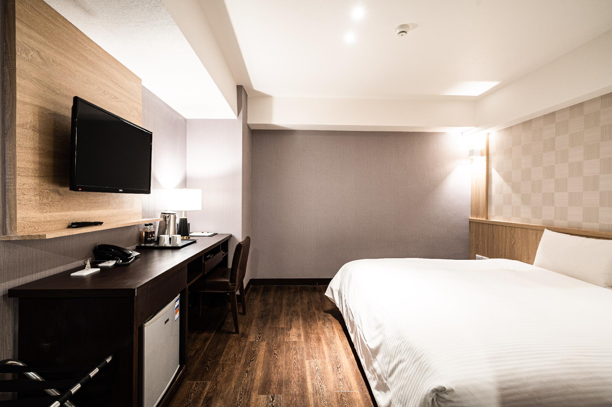 グローバル トラベル ホテル 写真