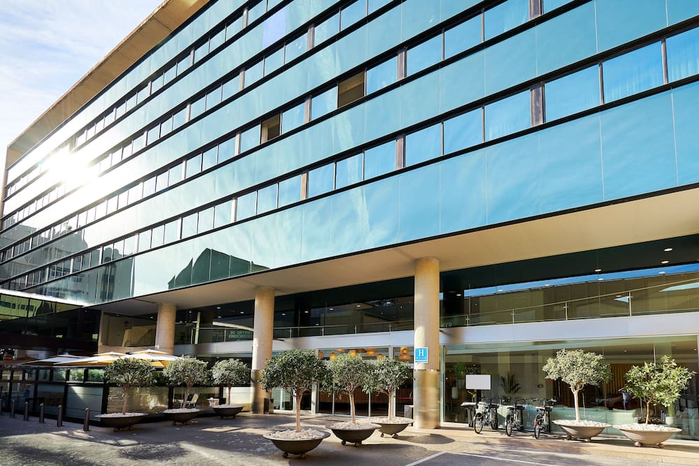 ユーロスターズ マラガ 写真